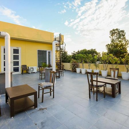 Готель Oyo 75460 Sky High Residency Лудхіяна Екстер'єр фото