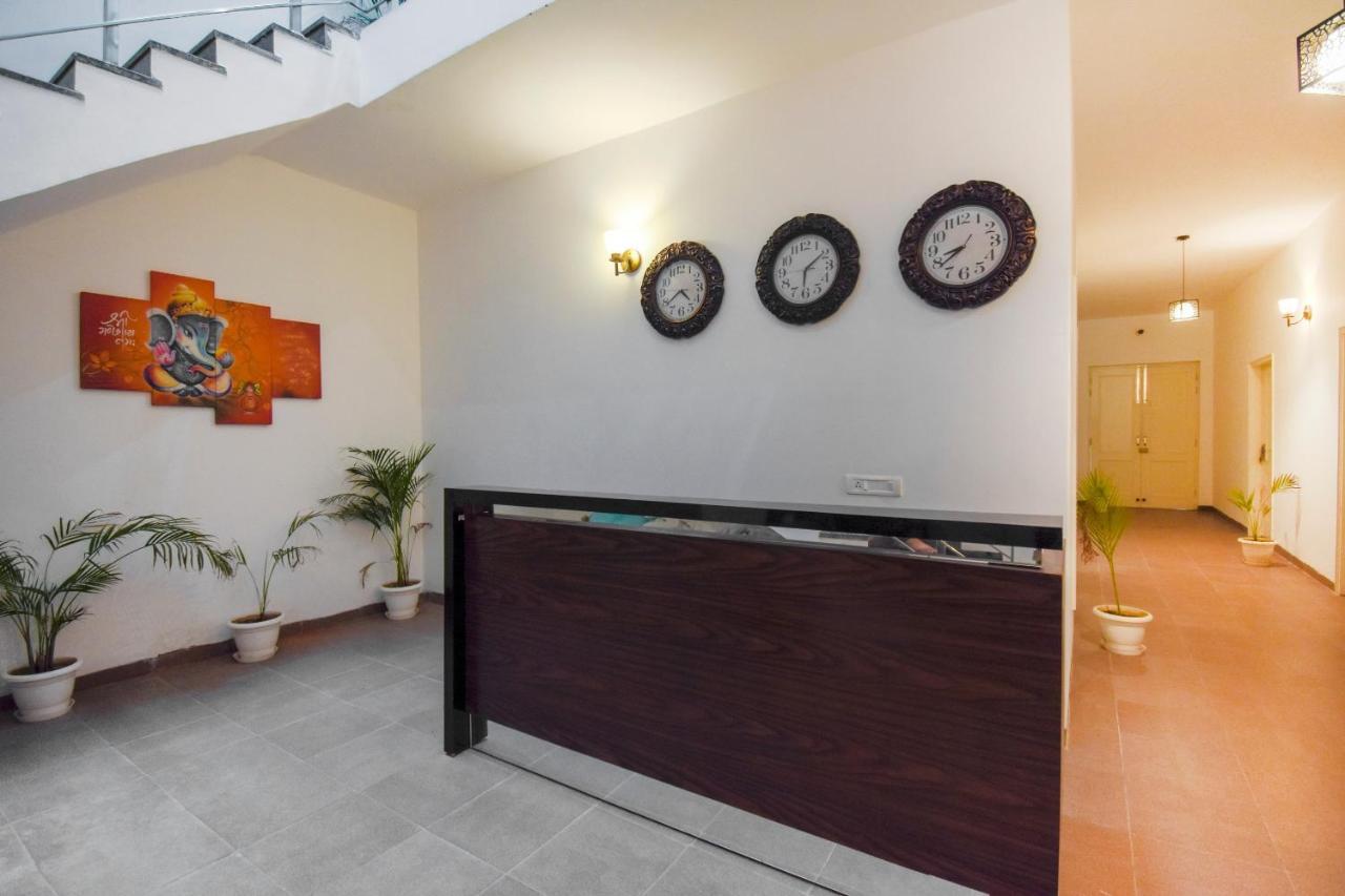 Готель Oyo 75460 Sky High Residency Лудхіяна Екстер'єр фото