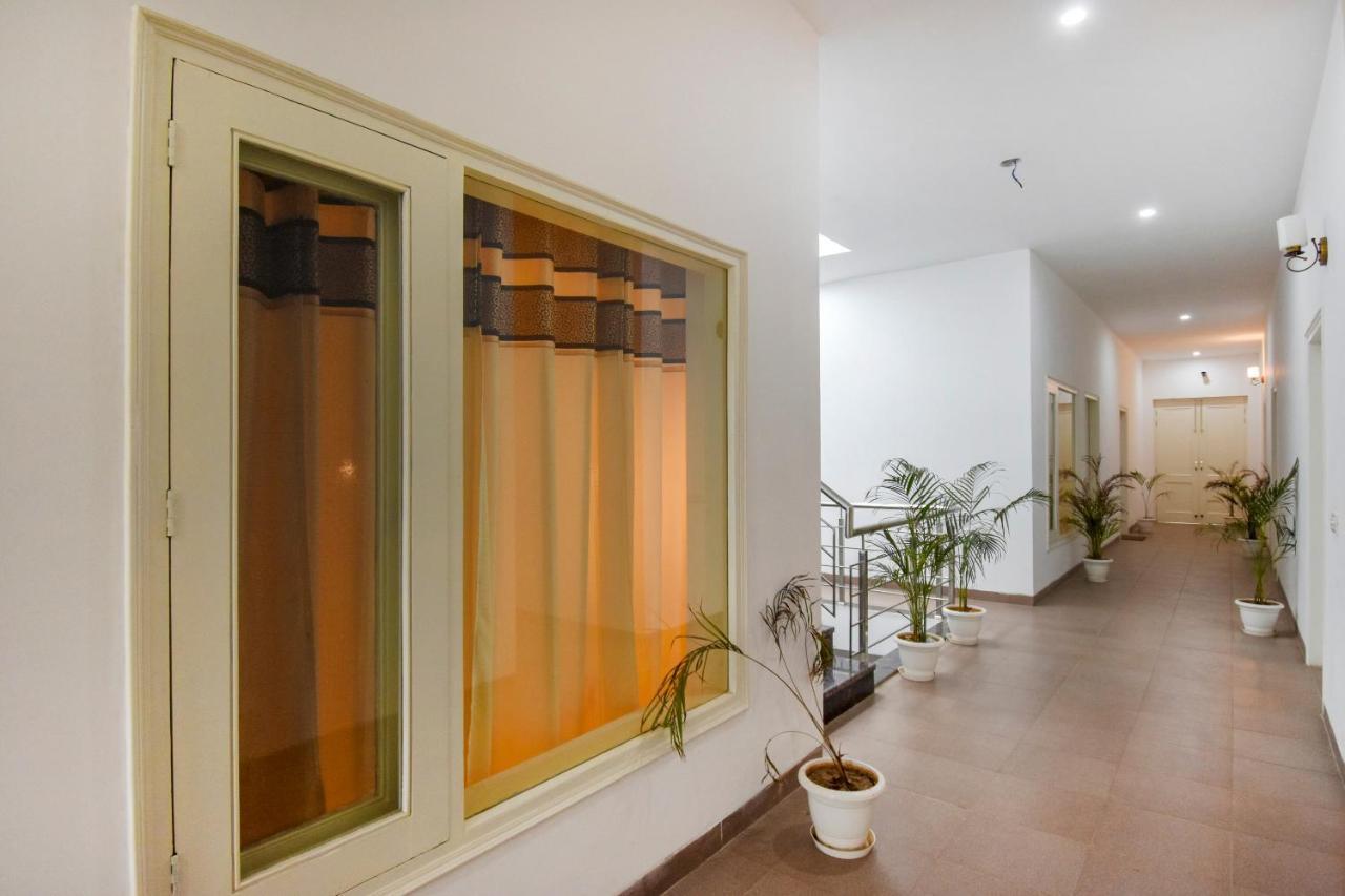 Готель Oyo 75460 Sky High Residency Лудхіяна Екстер'єр фото